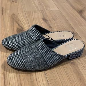 GAP Slip On